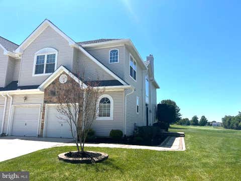 Townhouse For Sale - 8 Saint Andrews Court<br/> WESTAMPTON, NJ 08060