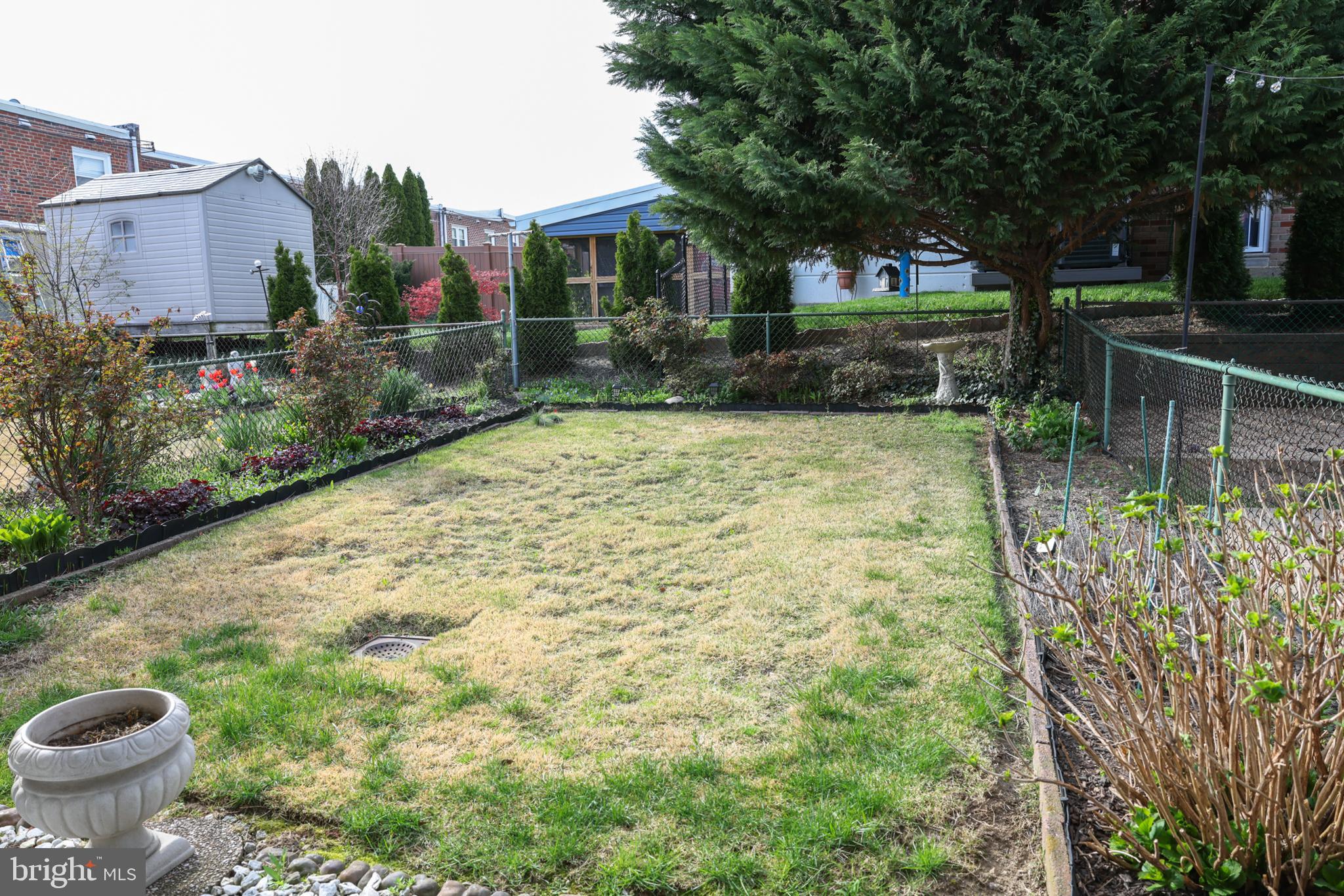BUSTLETON - Residential