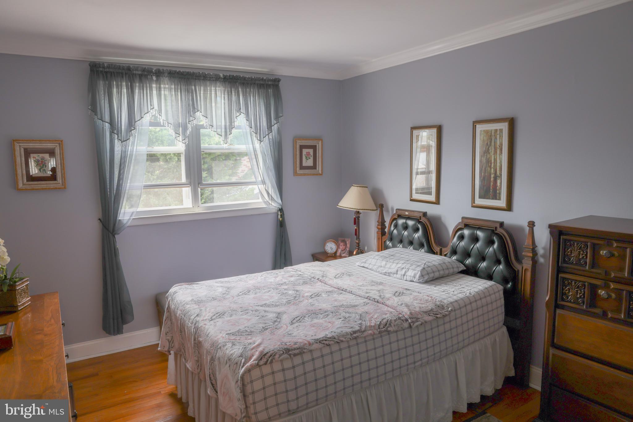 BUSTLETON - Residential