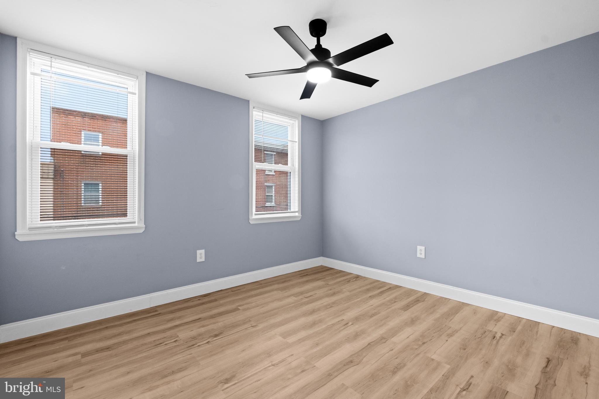 PORT RICHMOND - Residential