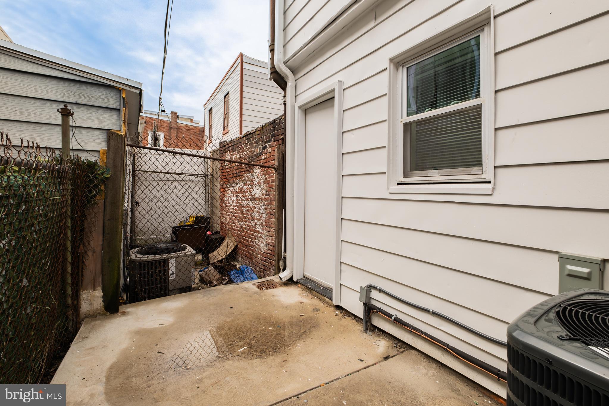 PORT RICHMOND - Residential