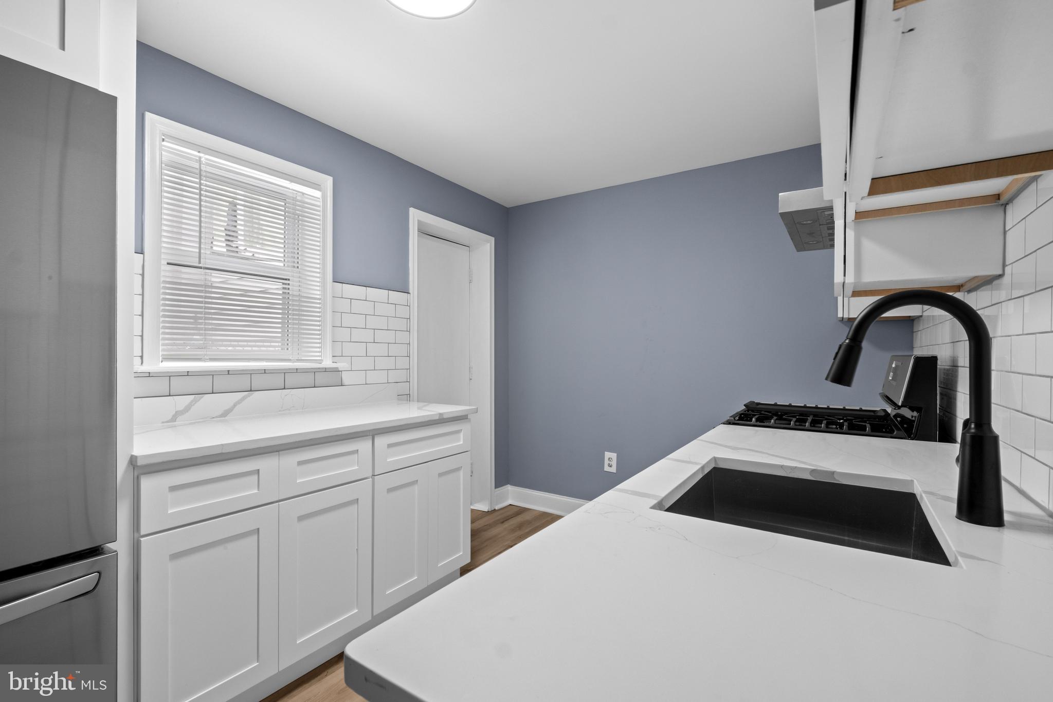 PORT RICHMOND - Residential