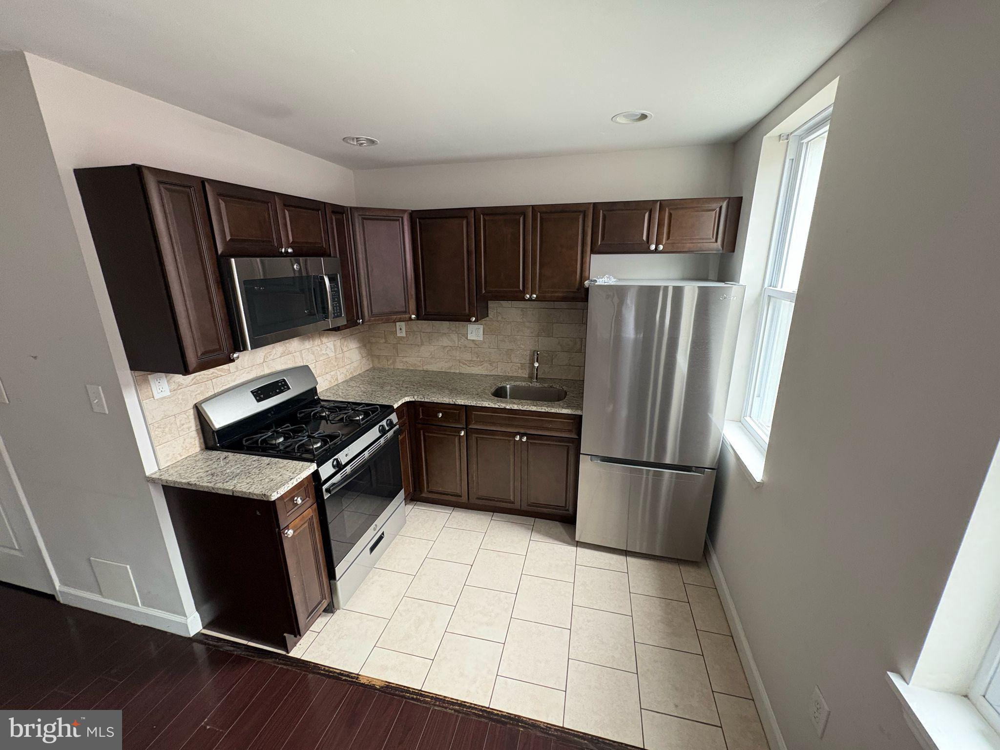 WEST KENSINGTON - Residential Lease