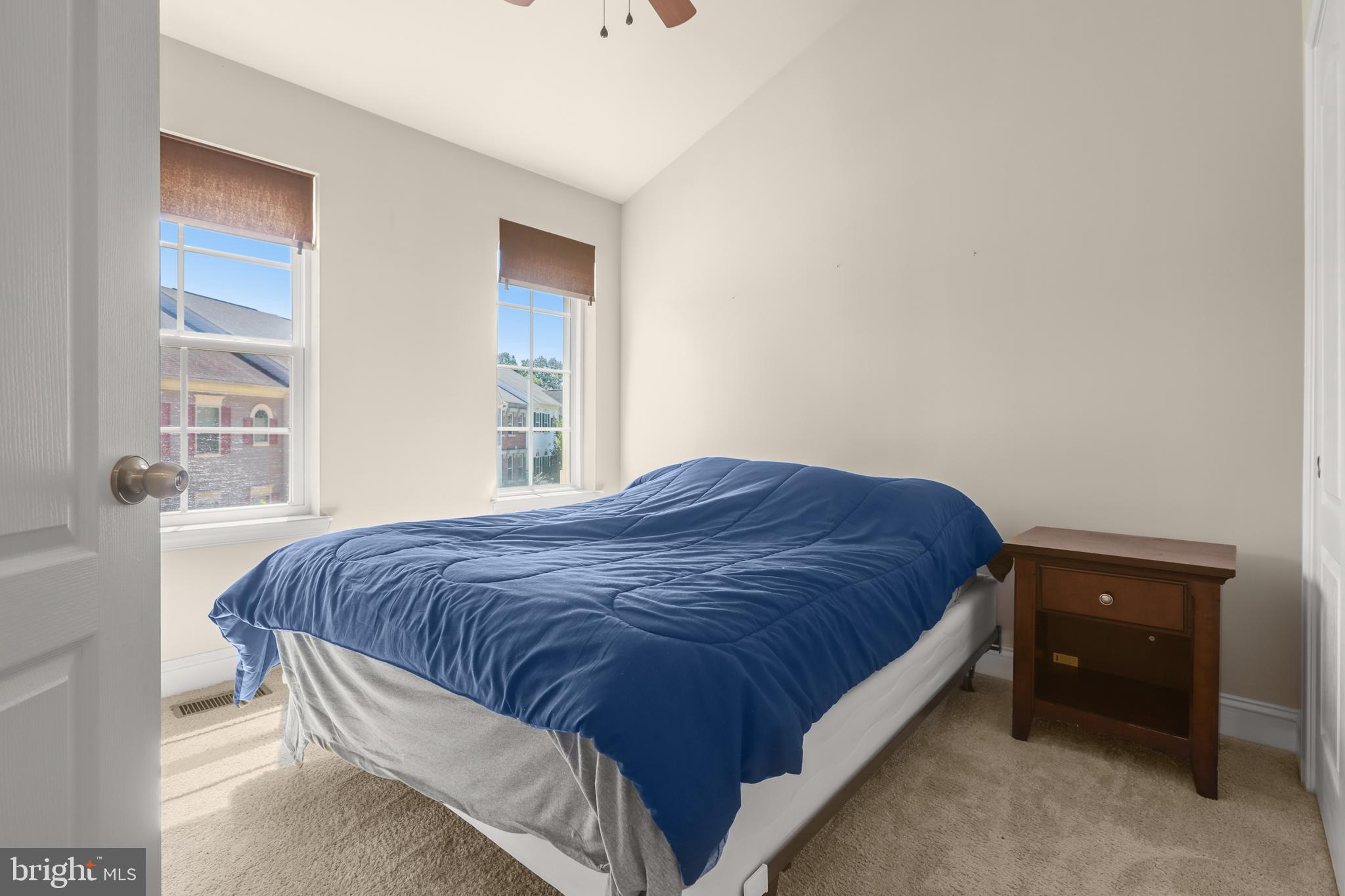 RIVERWALK - Residential