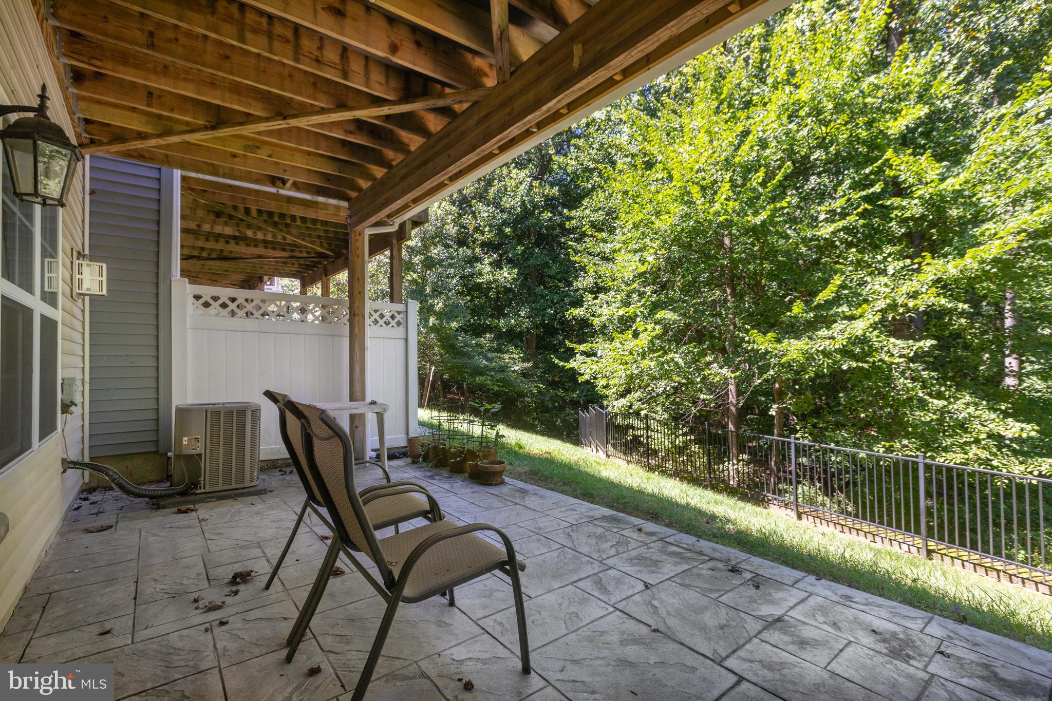 RIVERWALK - Residential