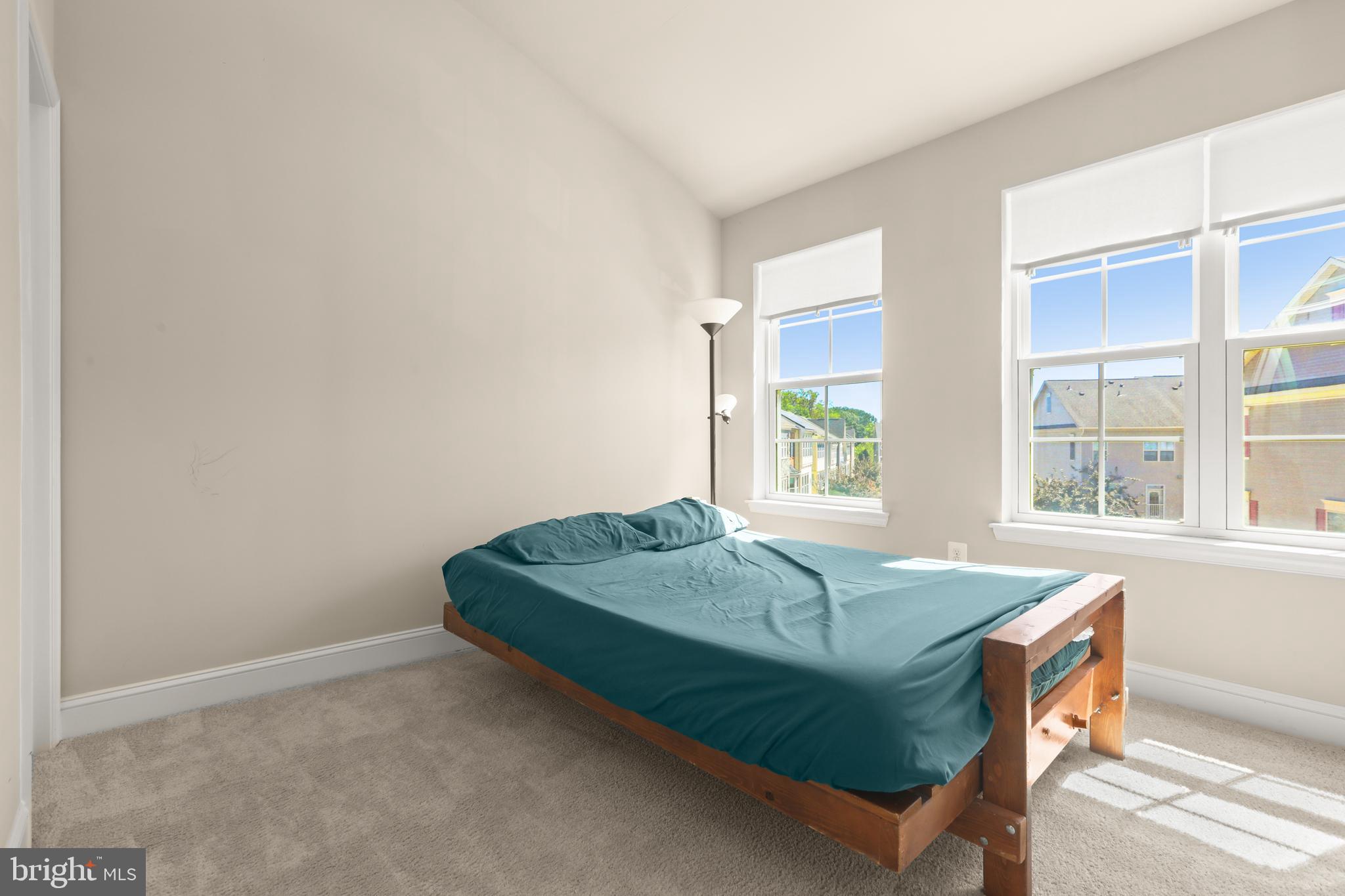 RIVERWALK - Residential