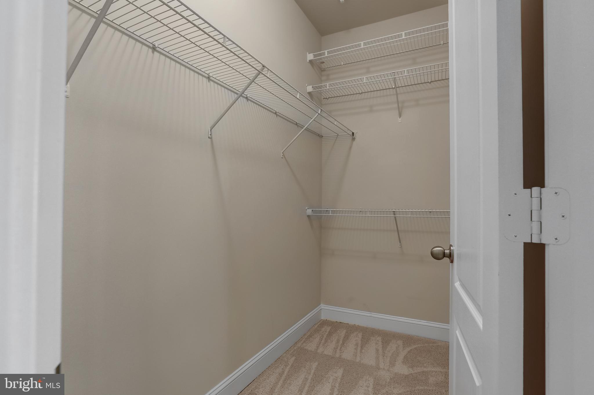 RIVERWALK - Residential