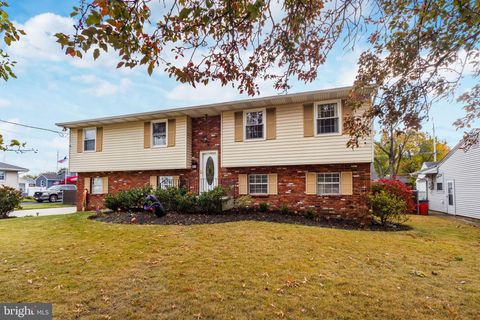 121 MARLBOROUGH AVENUE MOUNT EPHRAIM NJ 08059