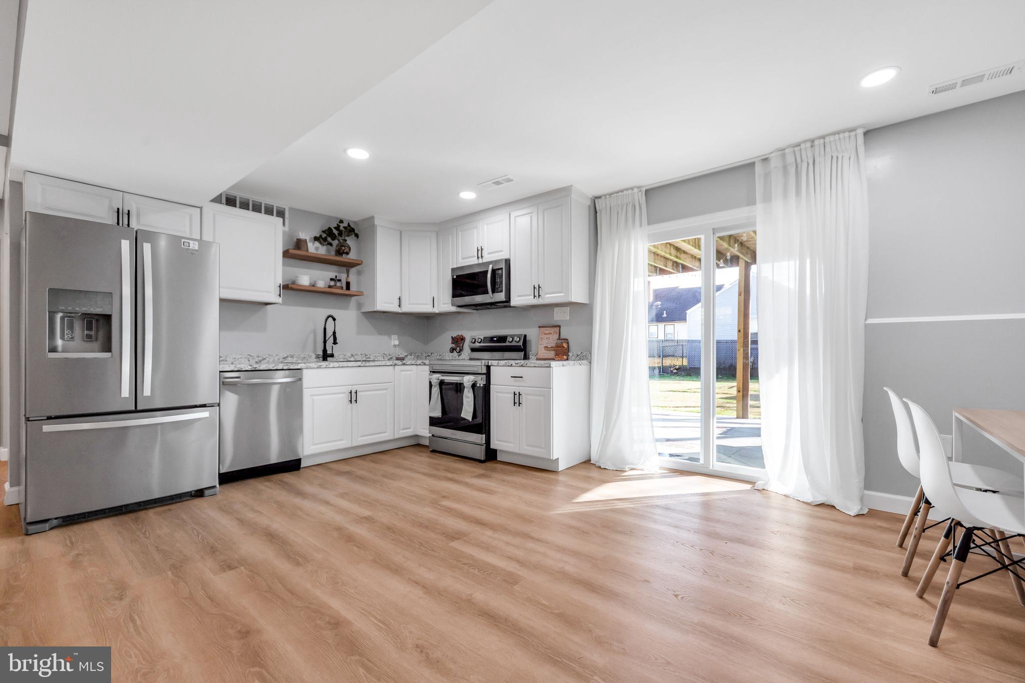 121 MARLBOROUGH AVENUE
