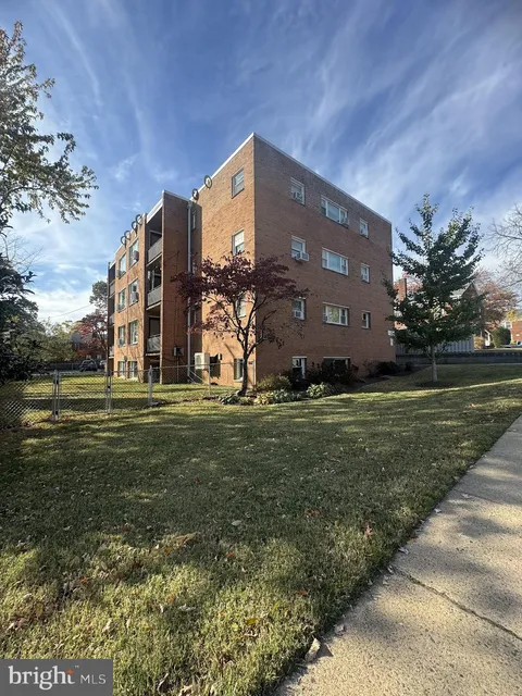 500 S Courthouse Road Unit 1, Arlington, VA MLS: VAAR2065704