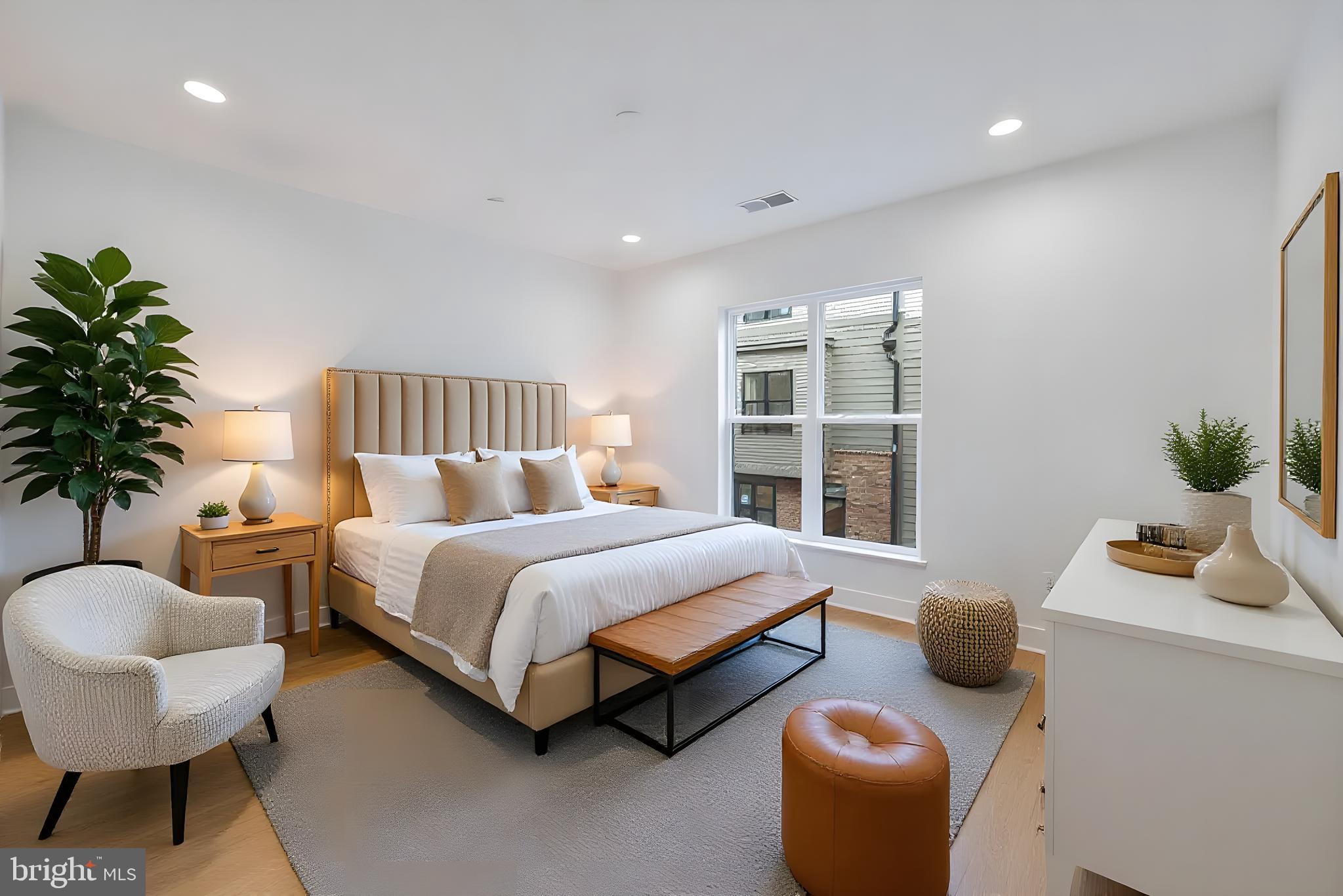 WESTBARD SQUARE - Residential