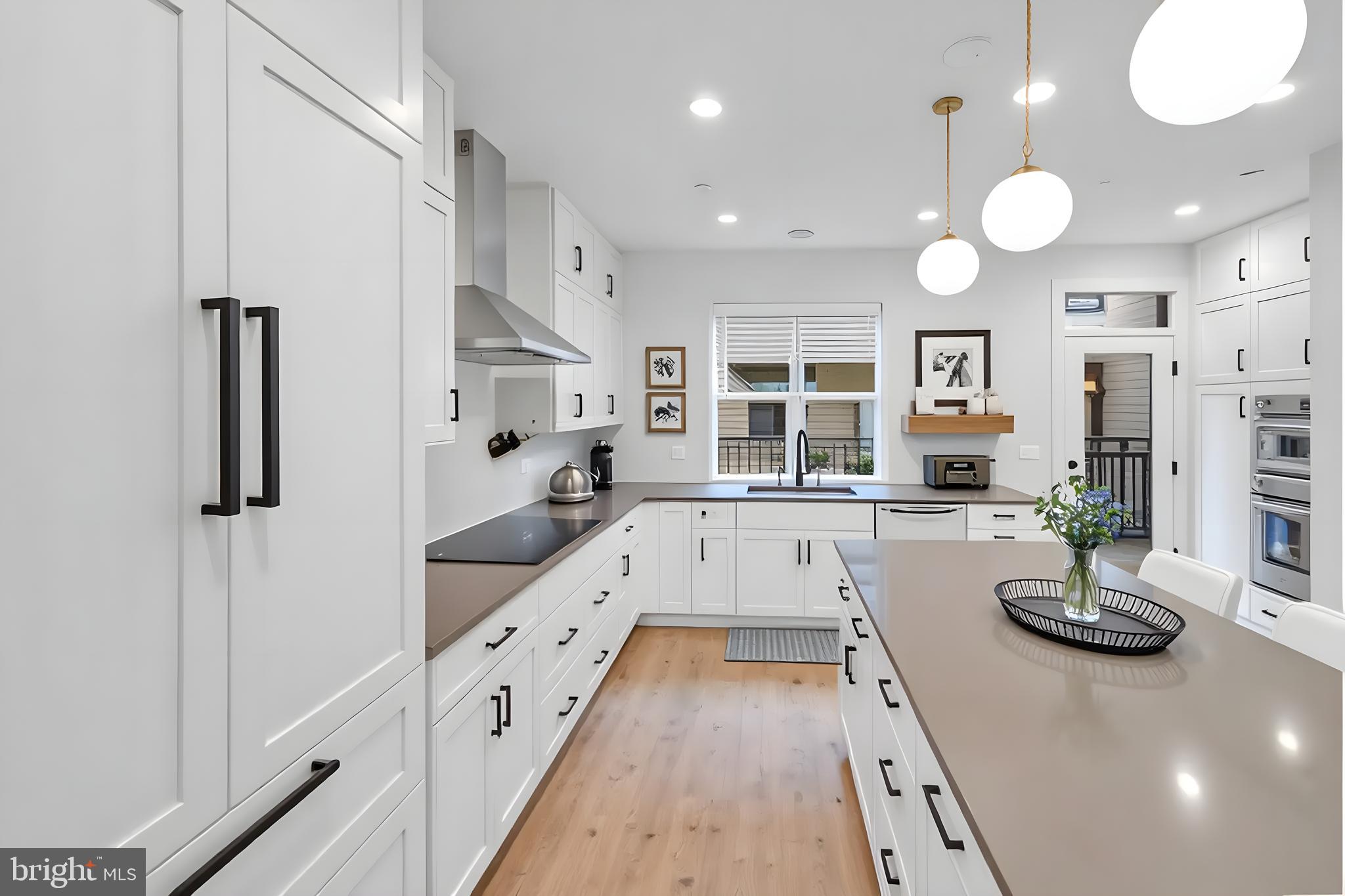 WESTBARD SQUARE - Residential