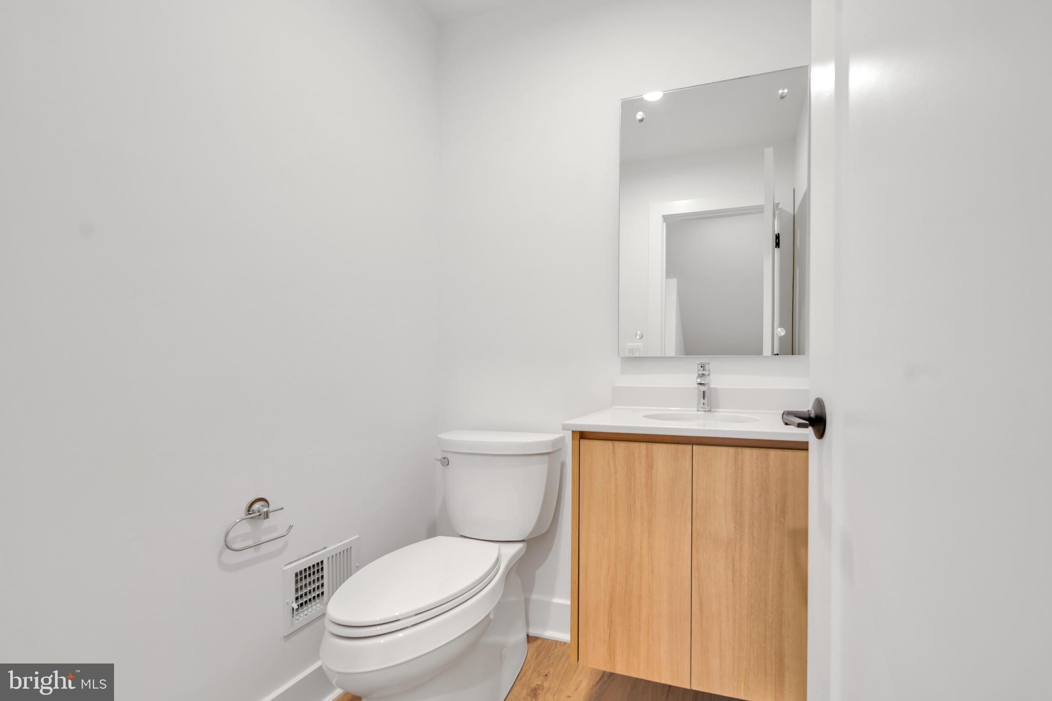 WESTBARD SQUARE - Residential