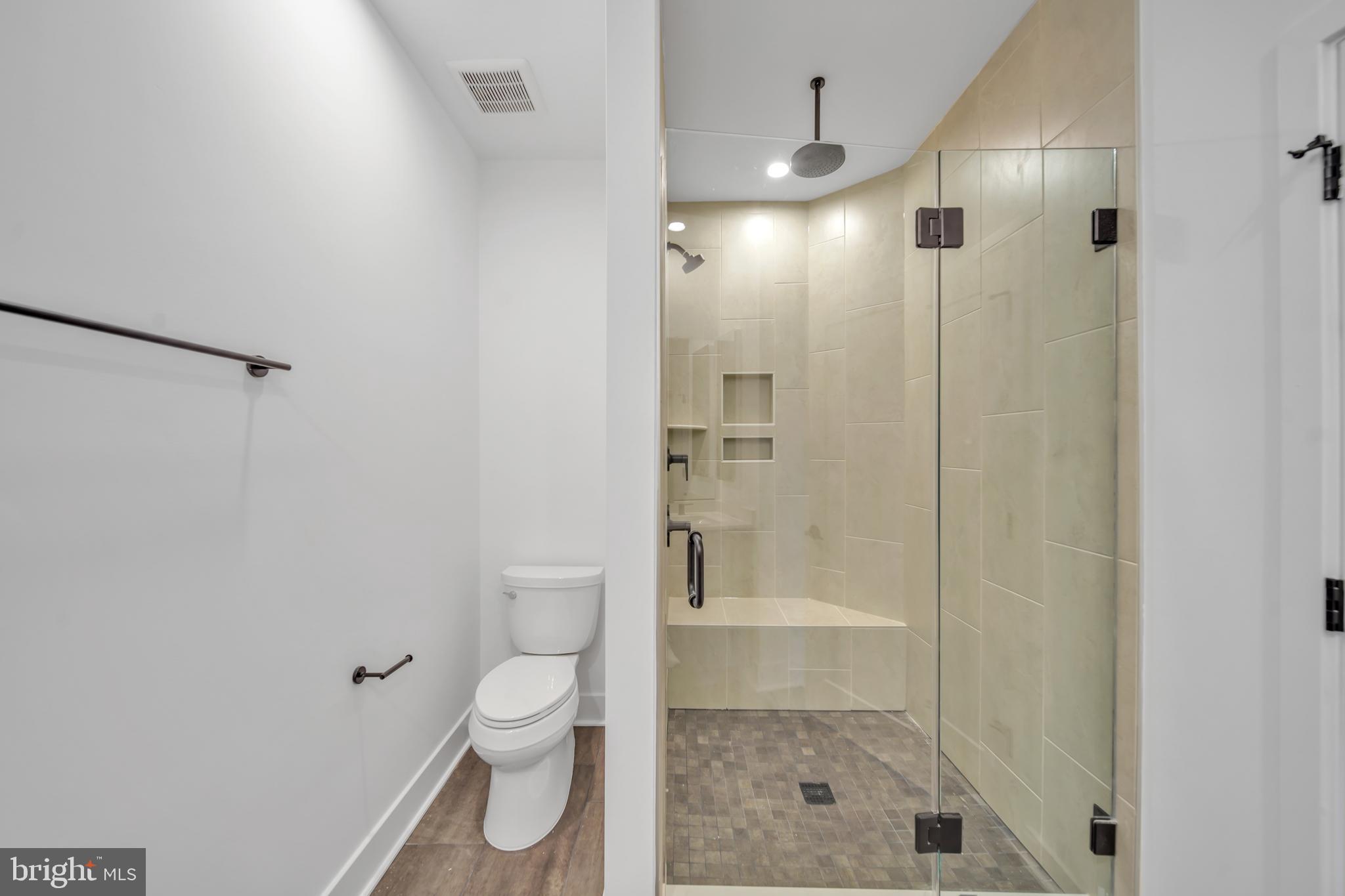 WESTBARD SQUARE - Residential