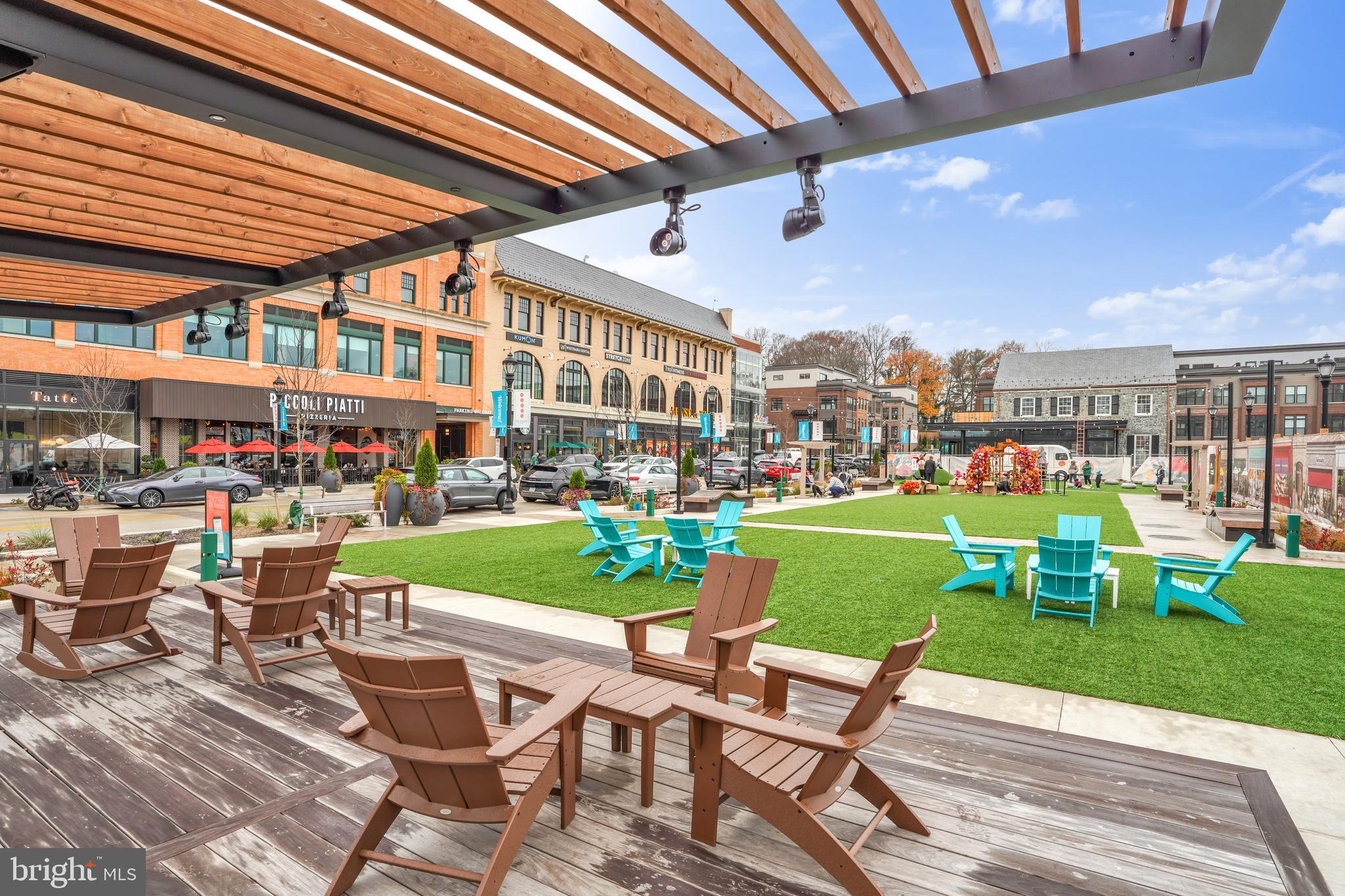 WESTBARD SQUARE - Residential