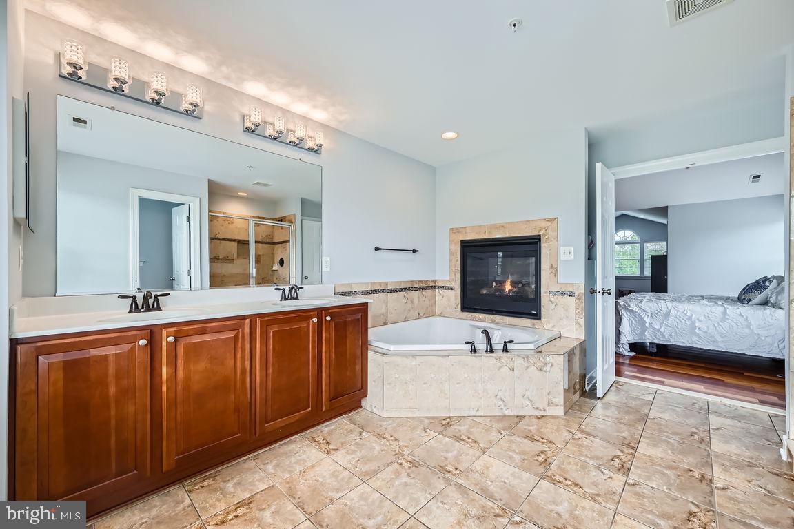 HAMMONDS GLEN - Residential