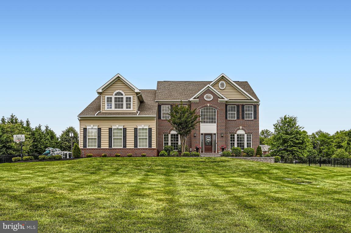 12015 HAMMONDS GLEN CIRCLE