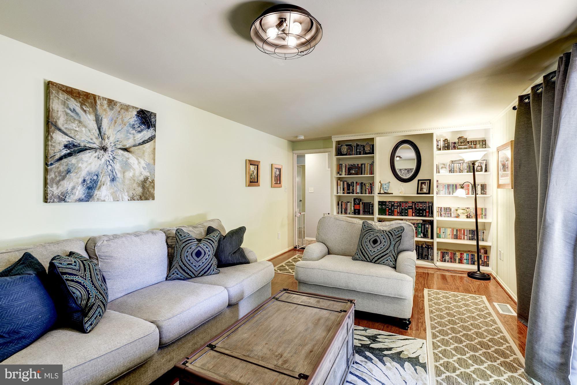 HOLMES RUN WOODS WEST - Residential