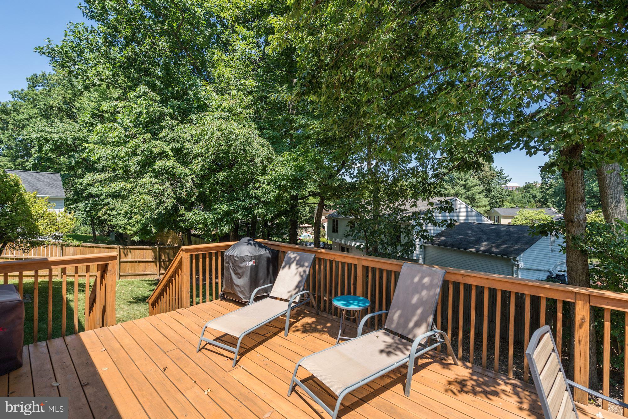 HOLMES RUN WOODS WEST - Residential