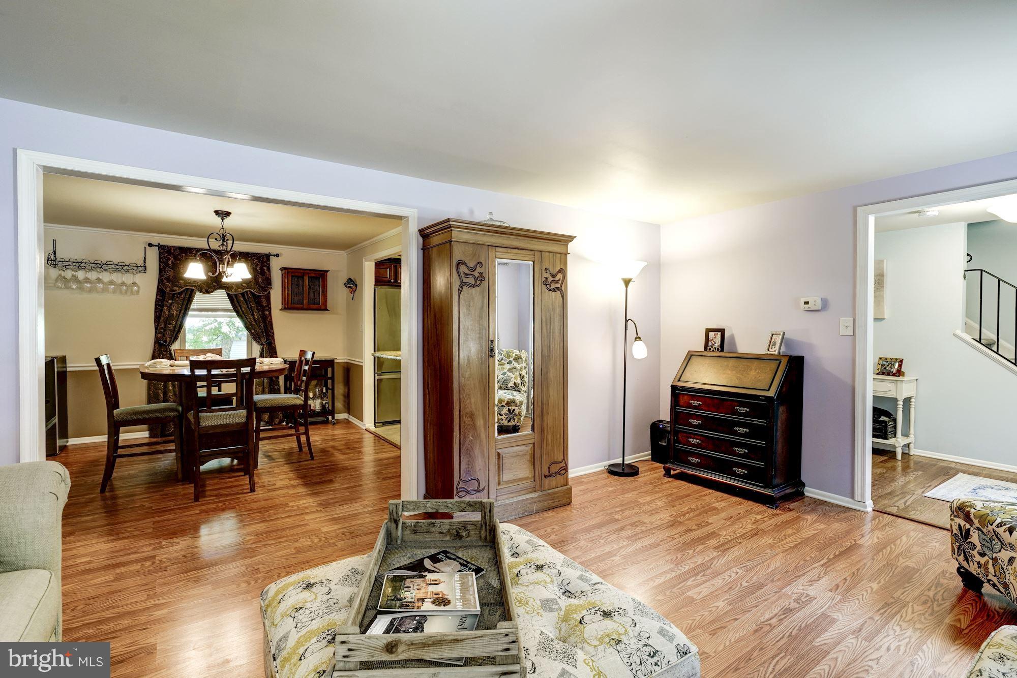 HOLMES RUN WOODS WEST - Residential