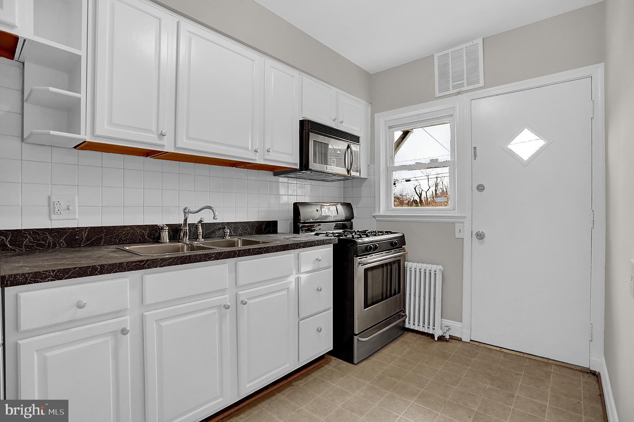 EDNOR GARDENS - LAKESIDE - Residential