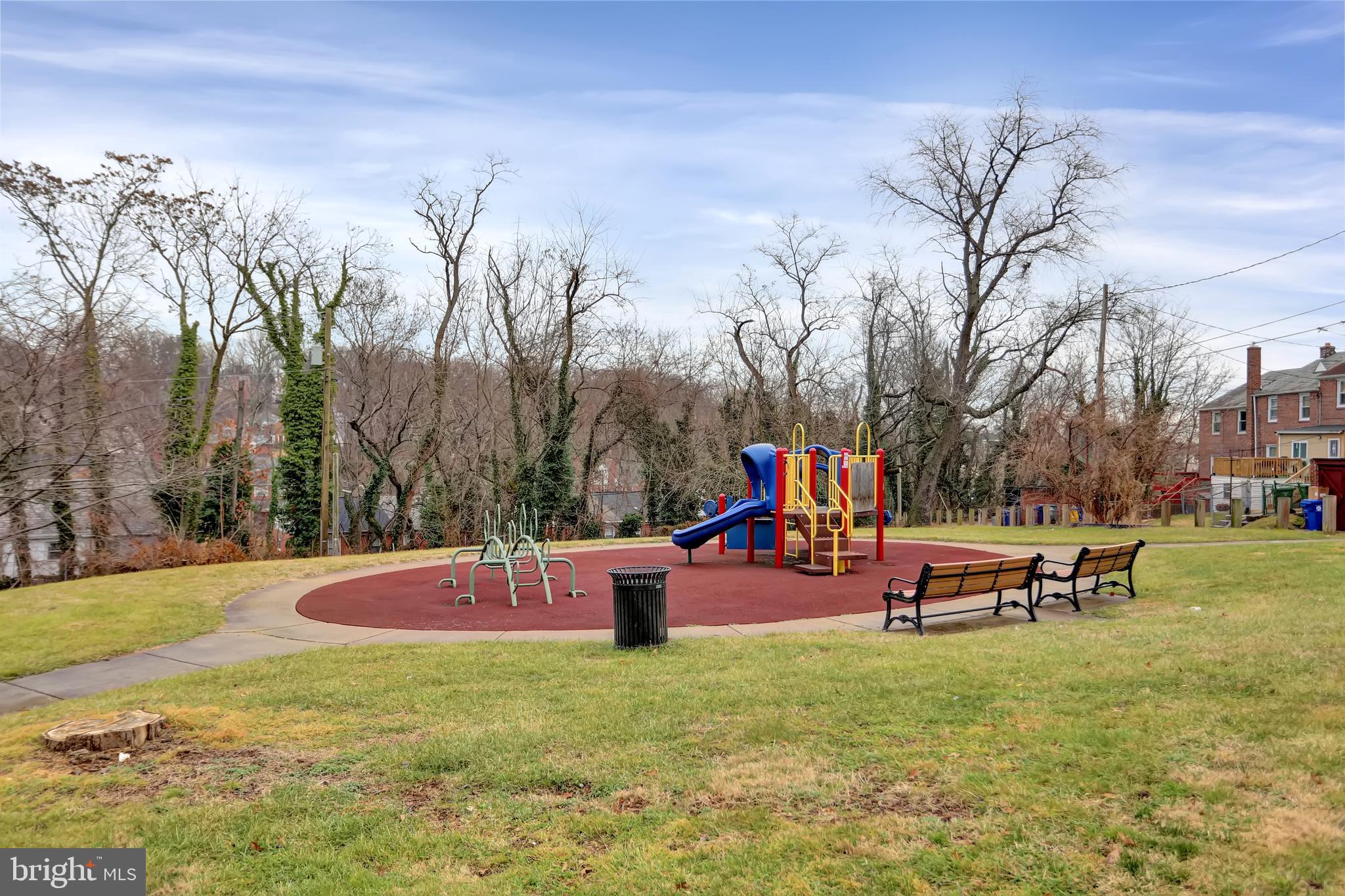 EDNOR GARDENS - LAKESIDE - Residential