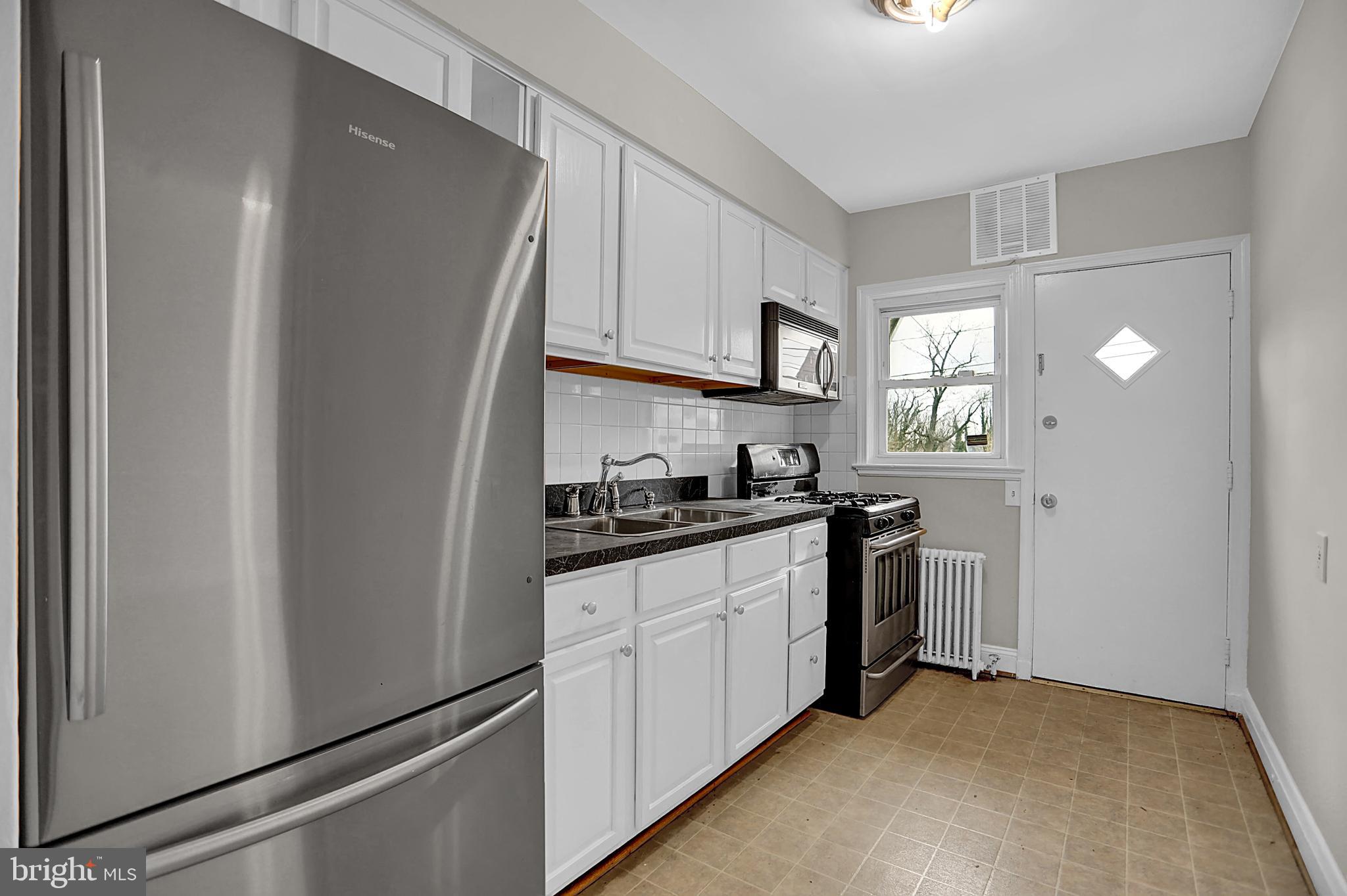 EDNOR GARDENS - LAKESIDE - Residential