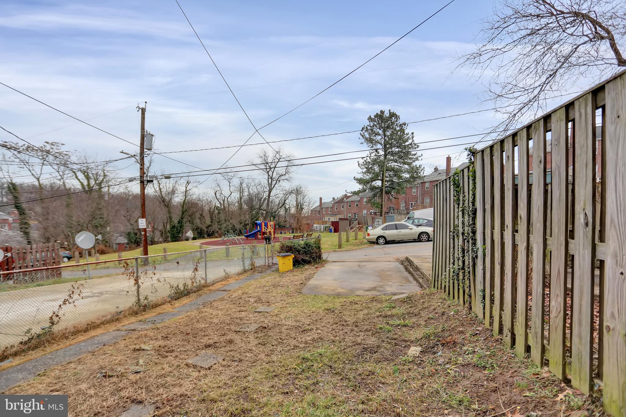 EDNOR GARDENS - LAKESIDE - Residential