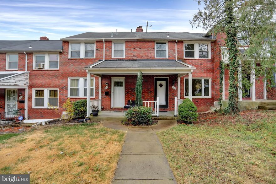 This affordable hidden gem in Ednor Gardens is waiting for you. While it has some recent updates, it's priced so you can make it specifically for you.  Private, off street parking in the back . This home is close to everything and part of the Greater Northwood Covenant Association. Learn more at