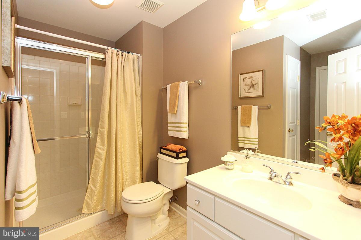 POTOMAC LAKES - Residential