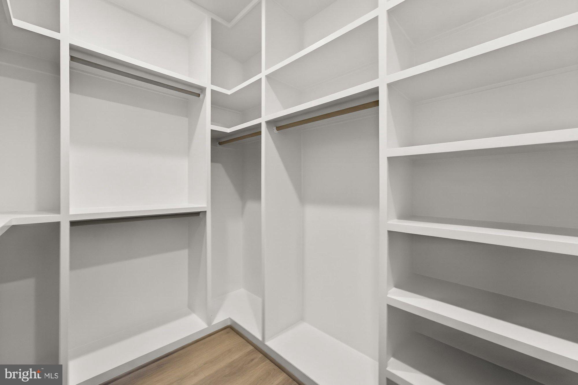 CASEMONT - Residential