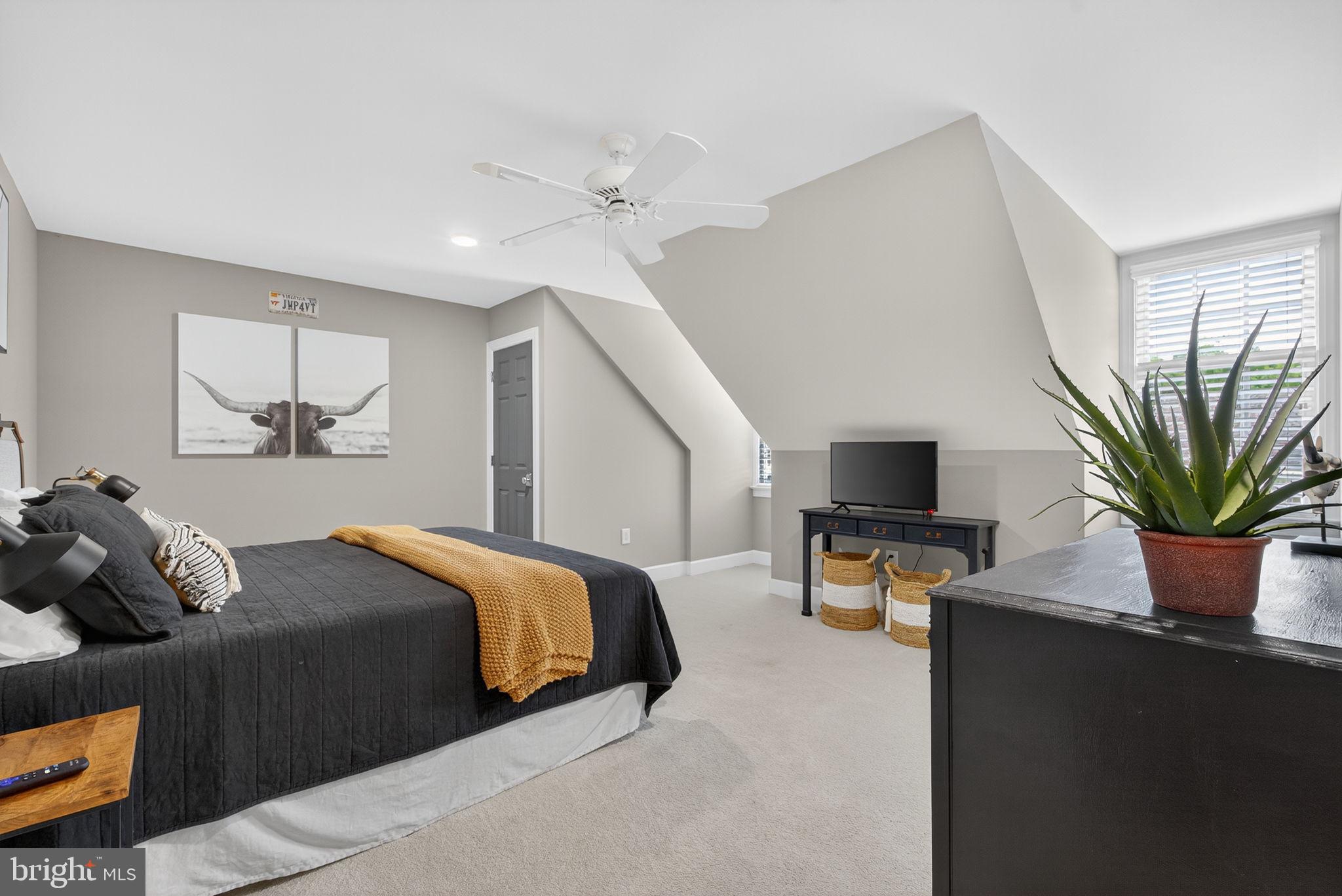 FORD'S COLONY - Residential