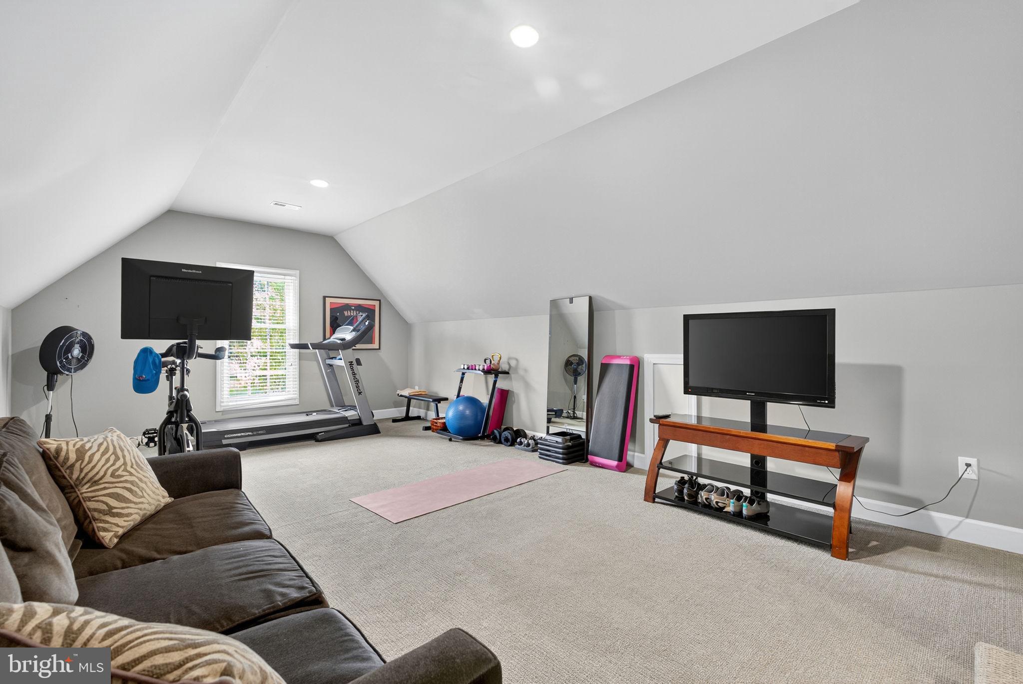 FORD'S COLONY - Residential