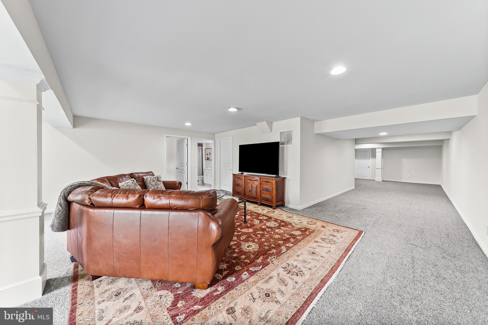 TRADITIONS AT LONG - Residential