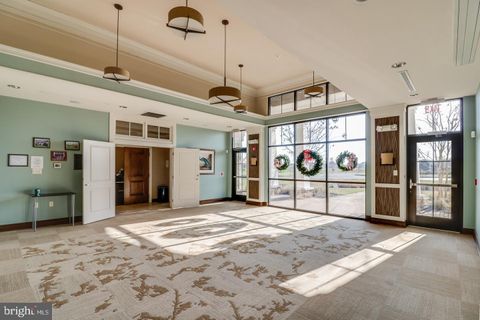 listing image 108
