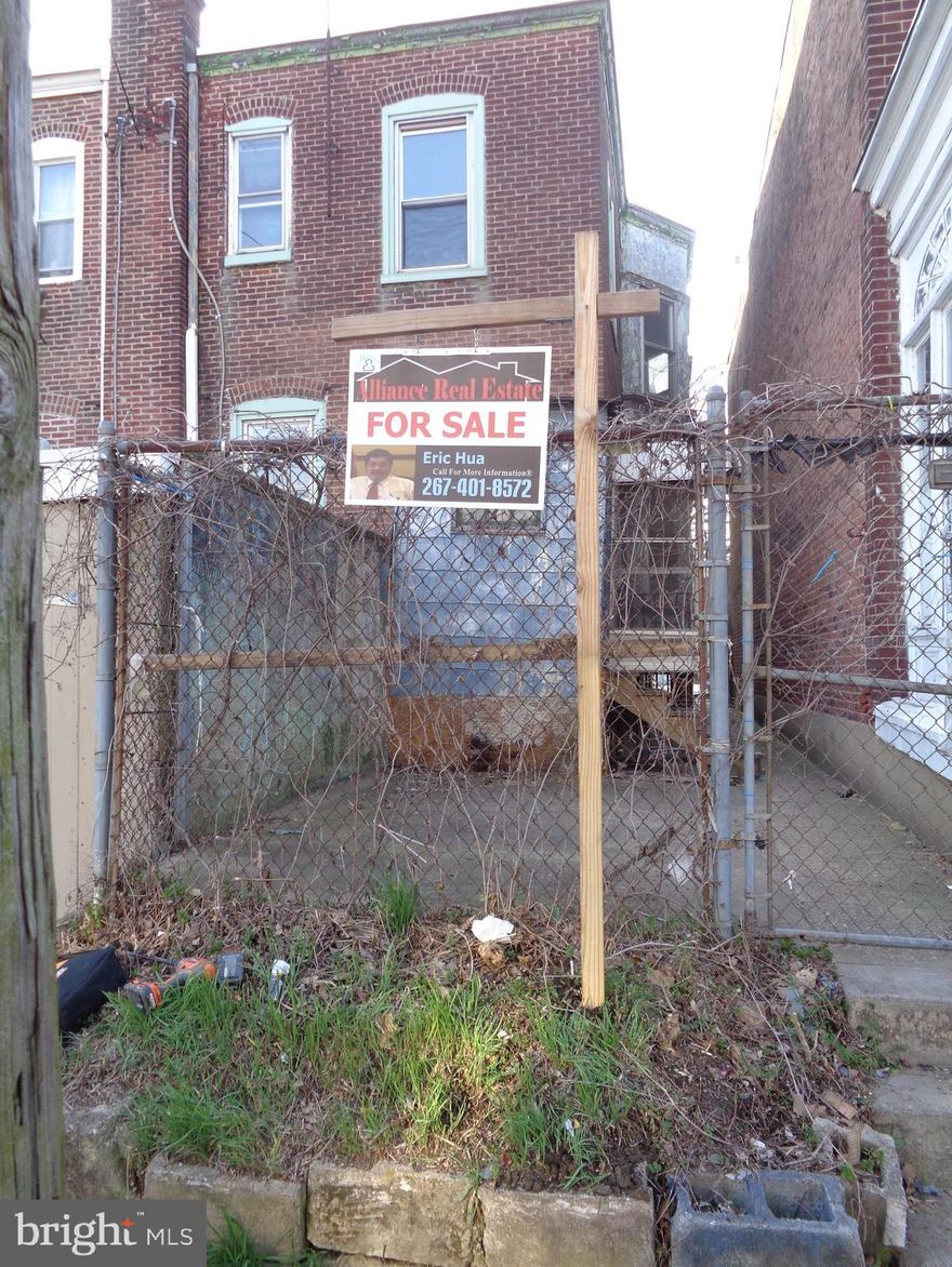 Investor Alert. Welcome! to A Profits Twin house Duplex 1on1 with a good size 2 Bedroom, 1 Bathroom eat-in
kitchen Fenced front yard of 5132 N 12th Street with a 1 carport detached entrance on the 1st floor through
the kitchen and dining area, you will find a hallway shinning laminated floor. Walk into the property of 1204
Windrim Ave you will find the private sidewalk go through to 5132 N 12 St and the Main entrance both units
of the 1st and the 2nd floor, the utilities are separated except water. Sale AS-IS as condition Seller will not
responsible for any repairs Logan neighborhood.THE Project of expected renovation cost $65,000 price ARV $200,000
to increase the home value by $270,000 with a few pre-listing updates. Scope of Work: >Interior and
exterior painting >Replace and install new flooring throughout >Complete kitchen remodel >Two bathroom
remodels >Deep cleaning Project Numbers: As-Is Value: $200,000 Project Cost: $65,000 After-Repair
Value: $200,000.00 Net Profit: $135,100.00 Project estimate like the real estate agent did on their listing near
on 1 square mile