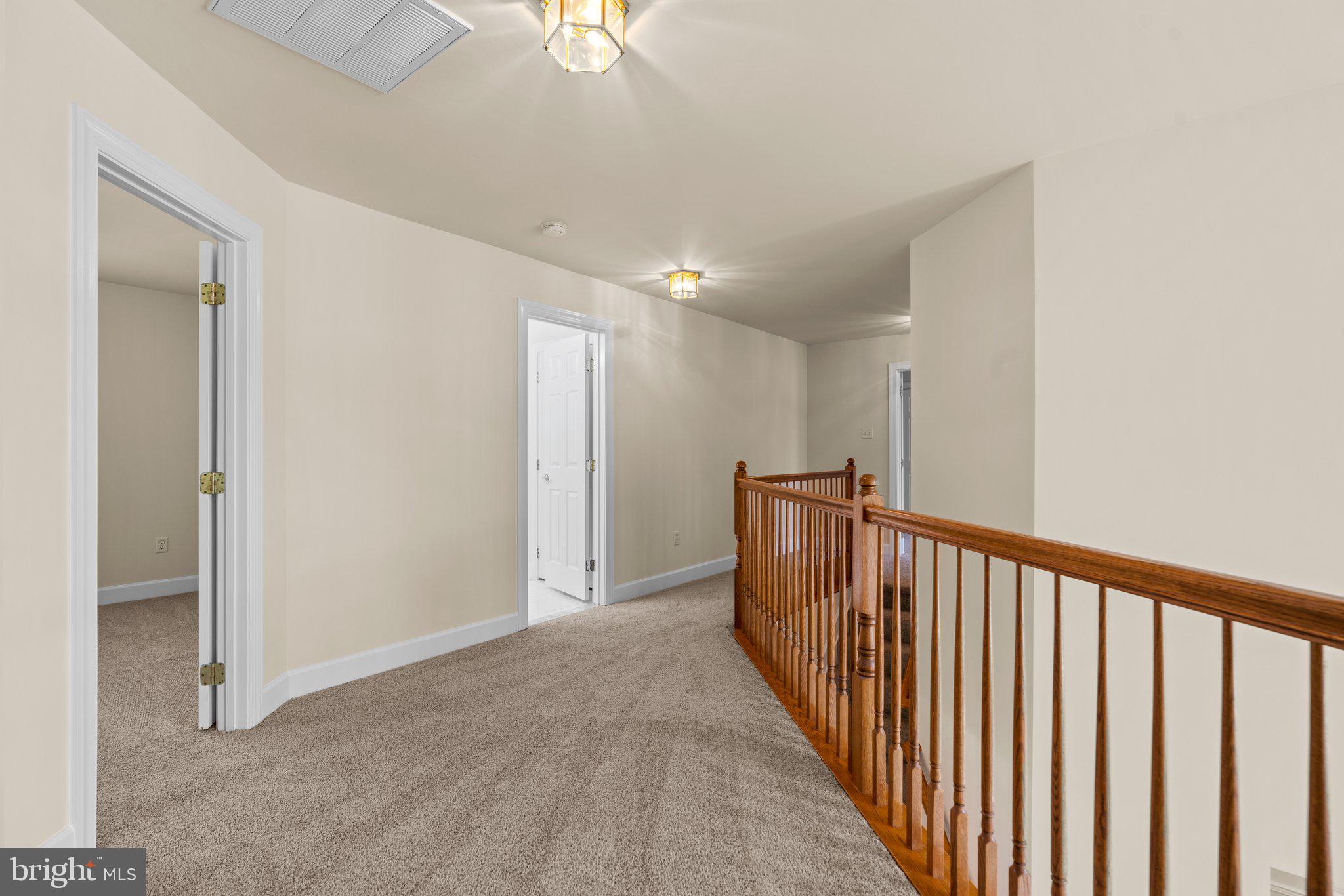 EMA'S MANOR - Residential