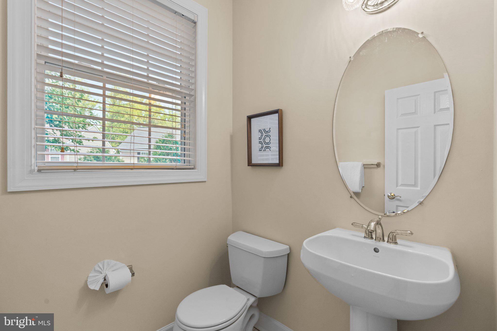 EMA'S MANOR - Residential