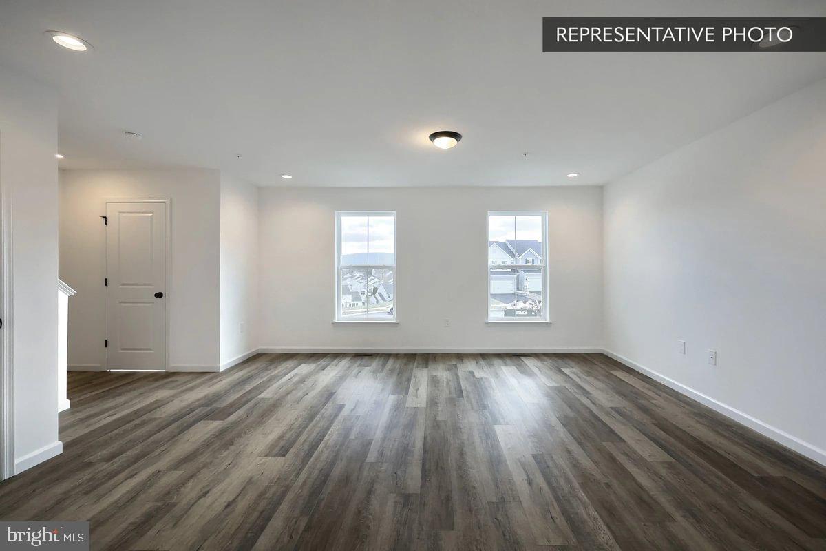 DEERFIELD ESTATES - Residential