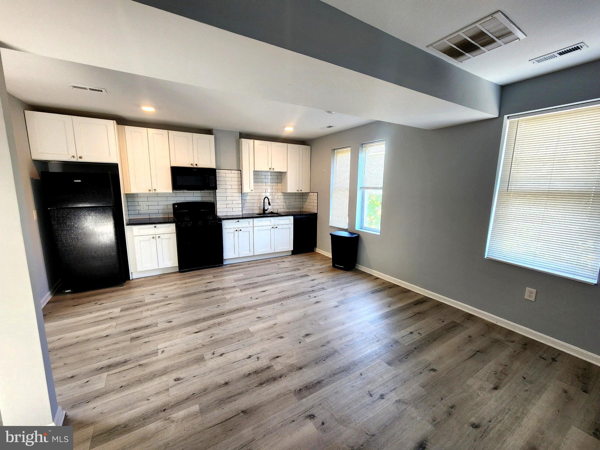 JOHNS HOPKINS - Residential Lease