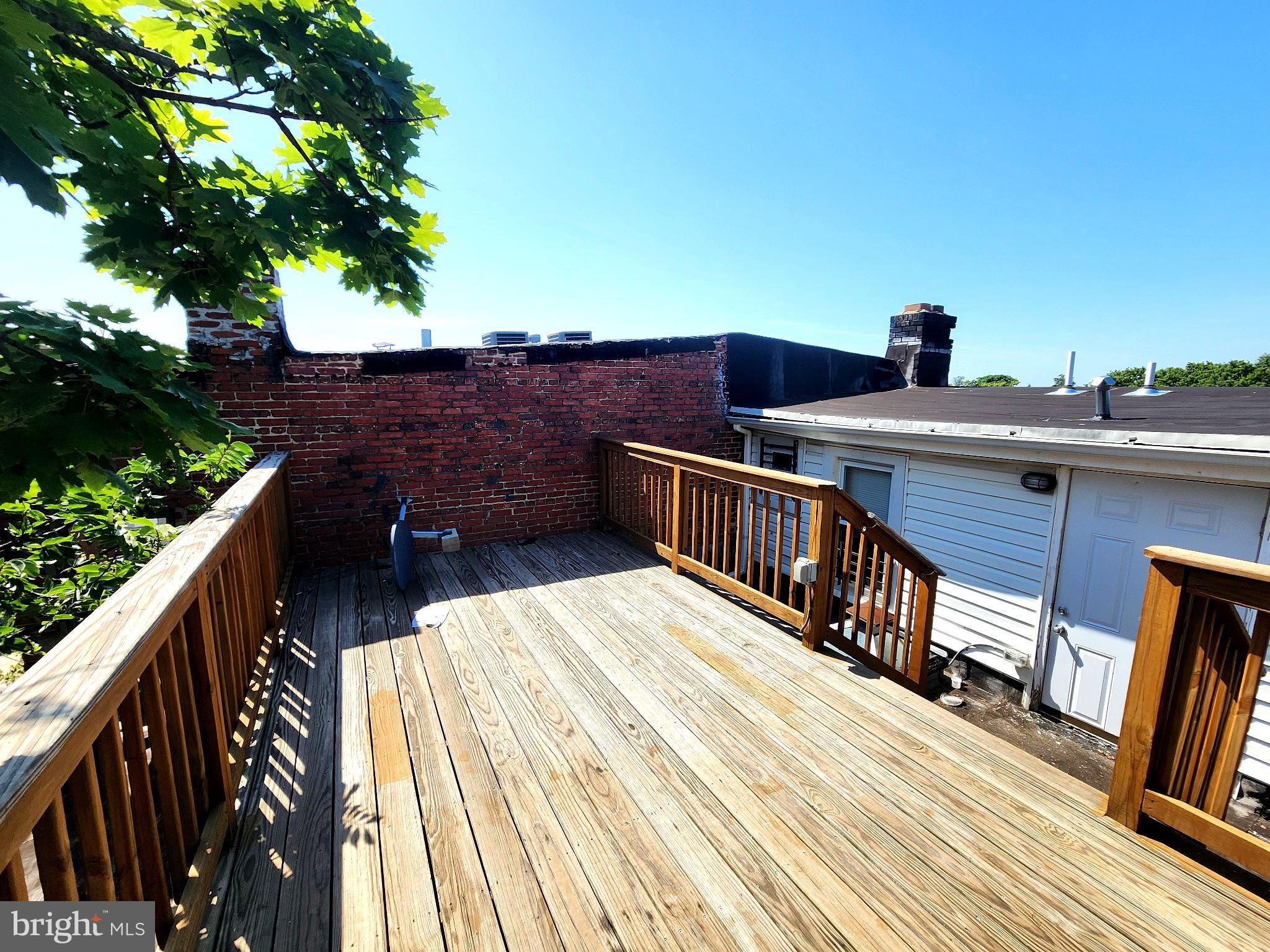 JOHNS HOPKINS - Residential Lease