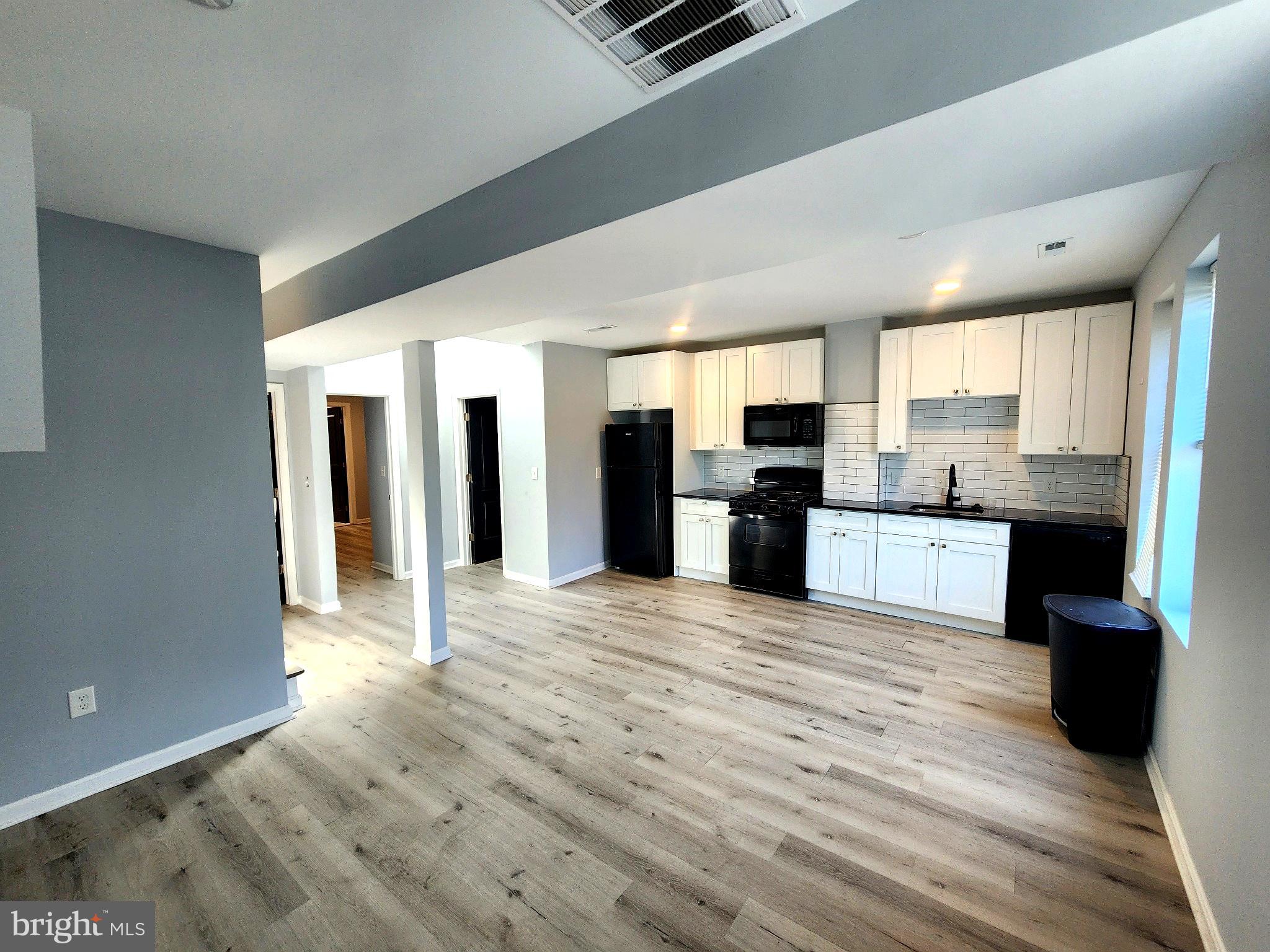 JOHNS HOPKINS - Residential Lease