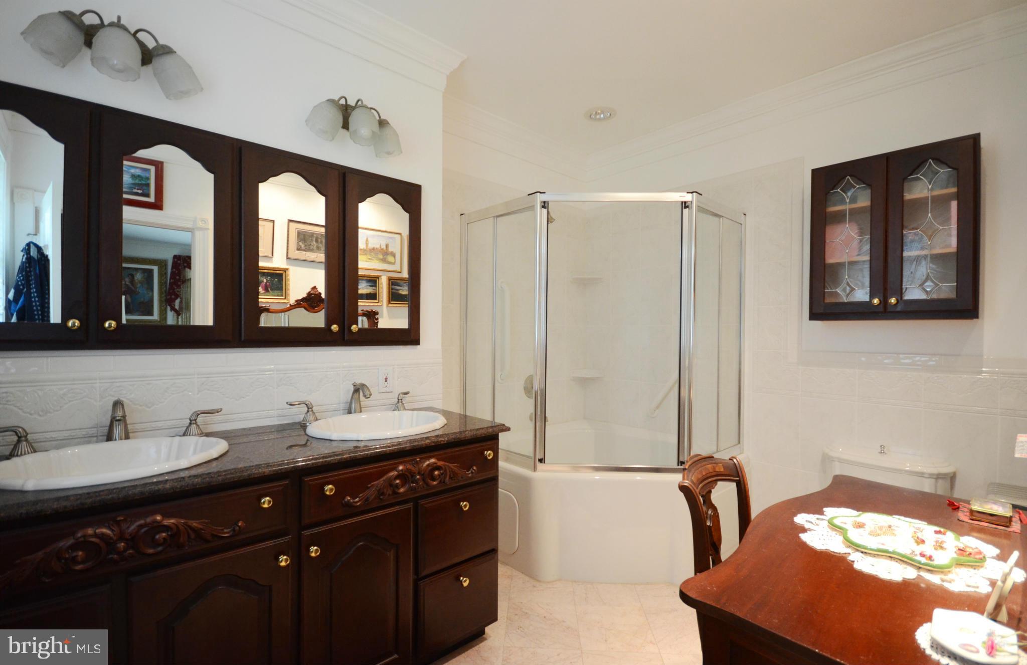 DUMBARTON - Residential