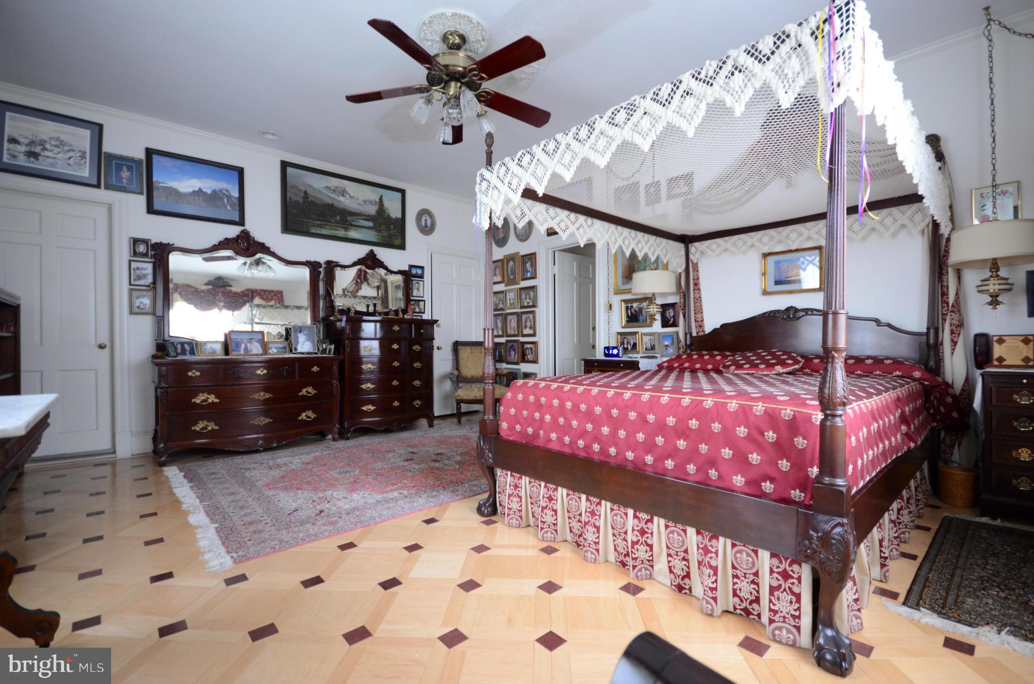 DUMBARTON - Residential