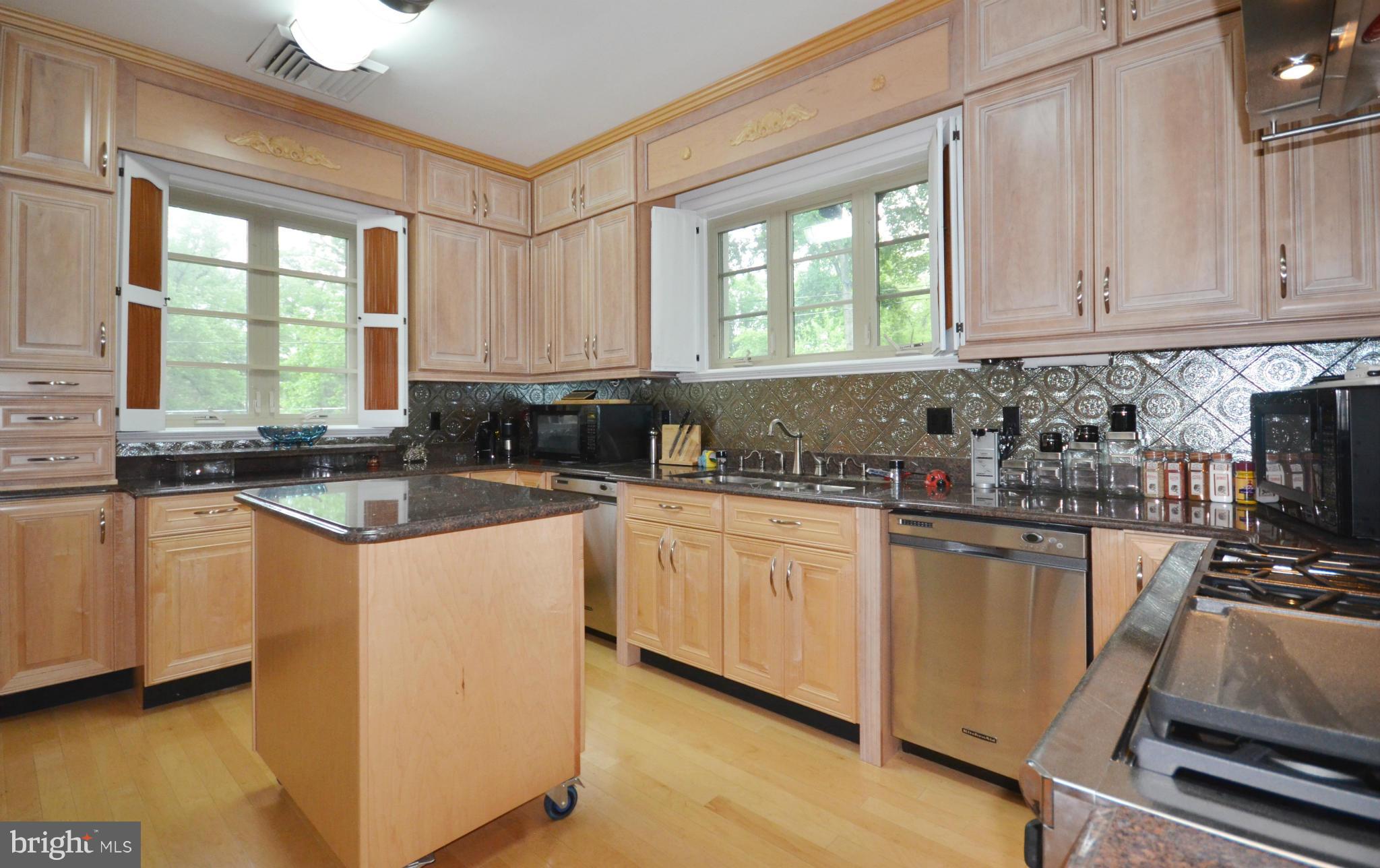 DUMBARTON - Residential