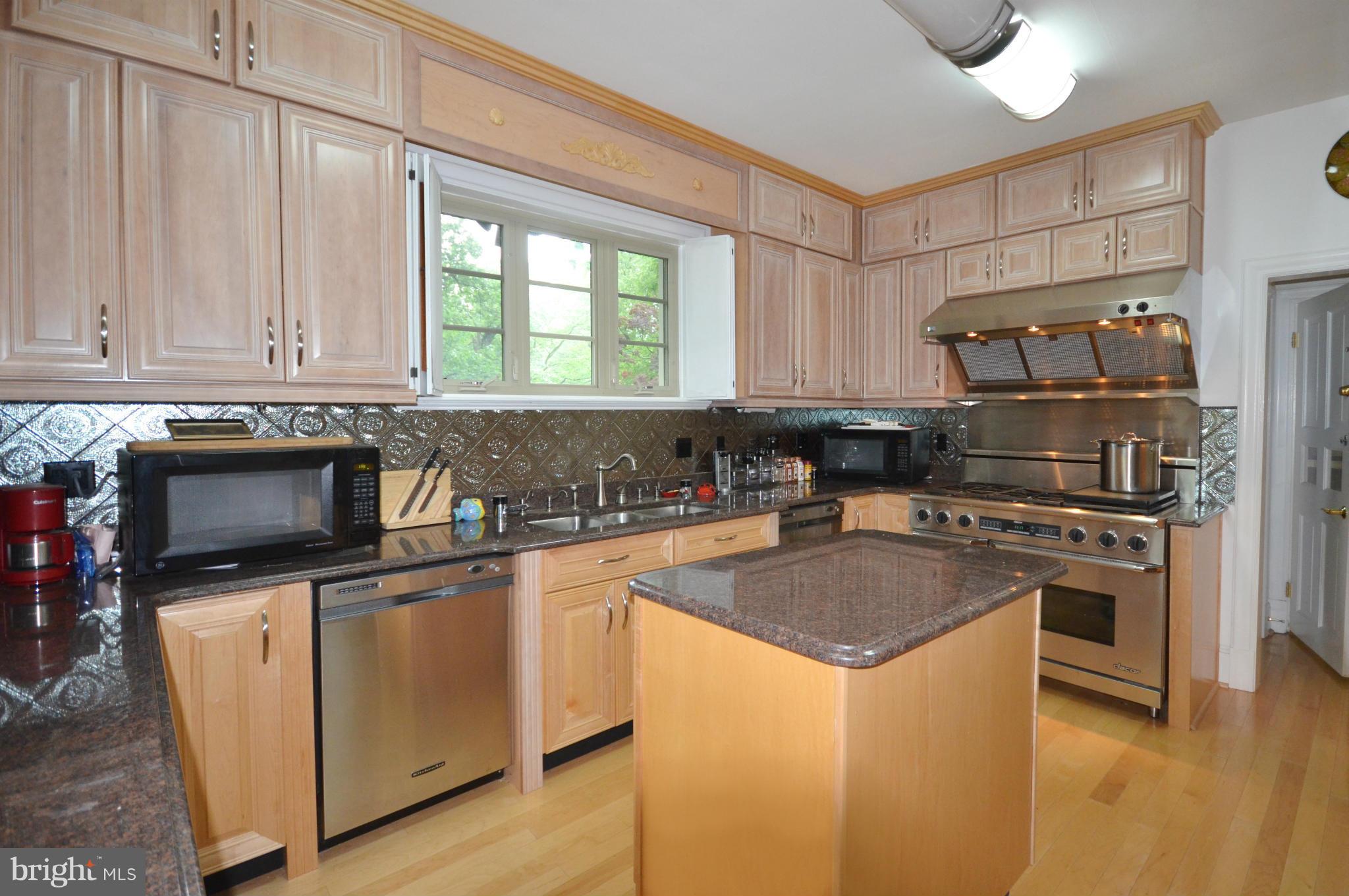 DUMBARTON - Residential