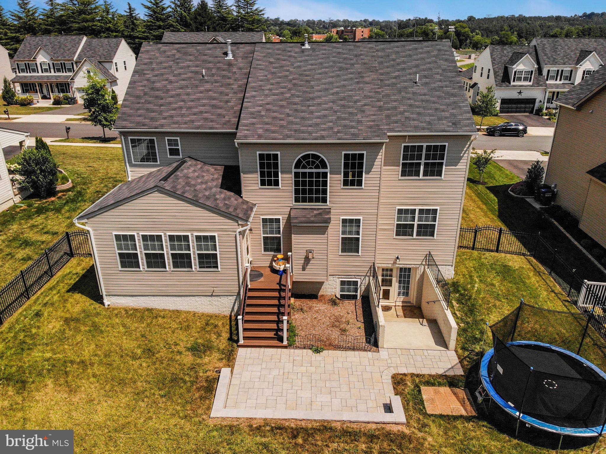 STONE CREST - Residential