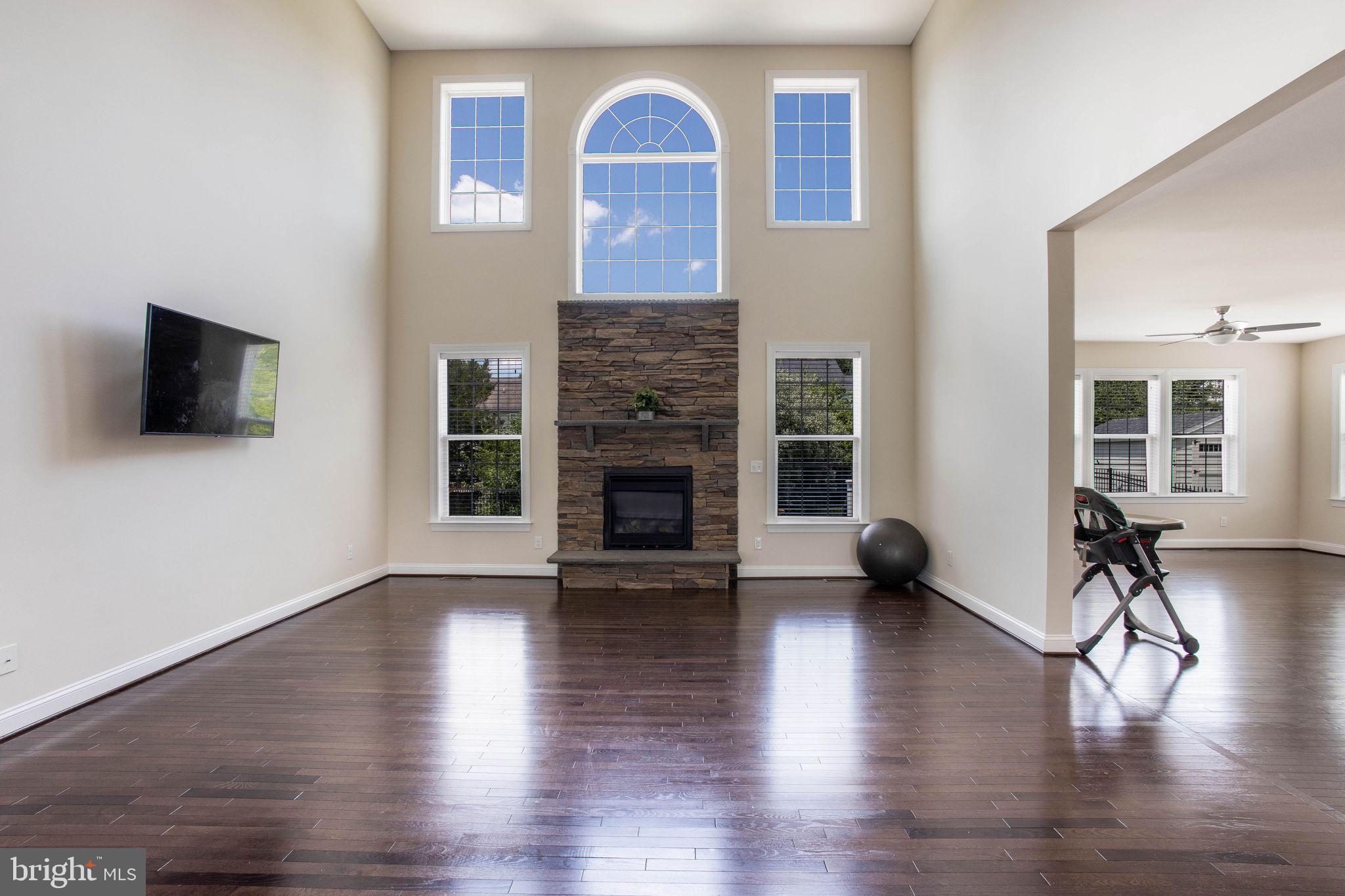 STONE CREST - Residential