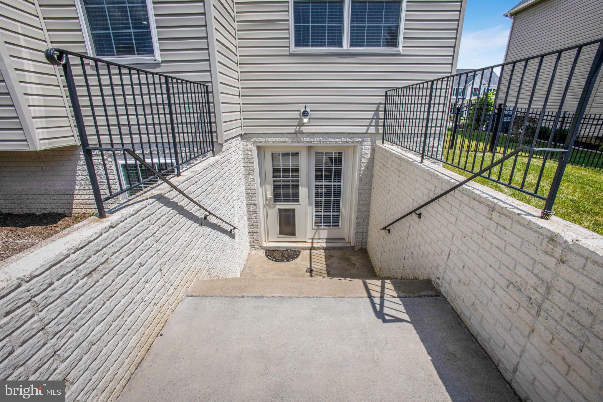 STONE CREST - Residential