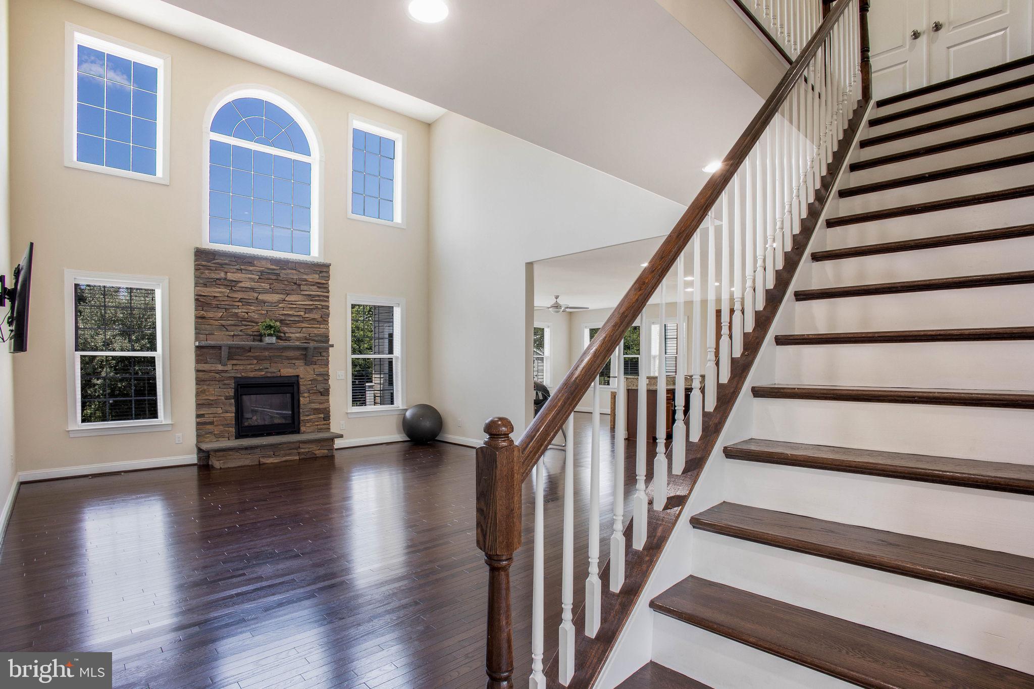 STONE CREST - Residential